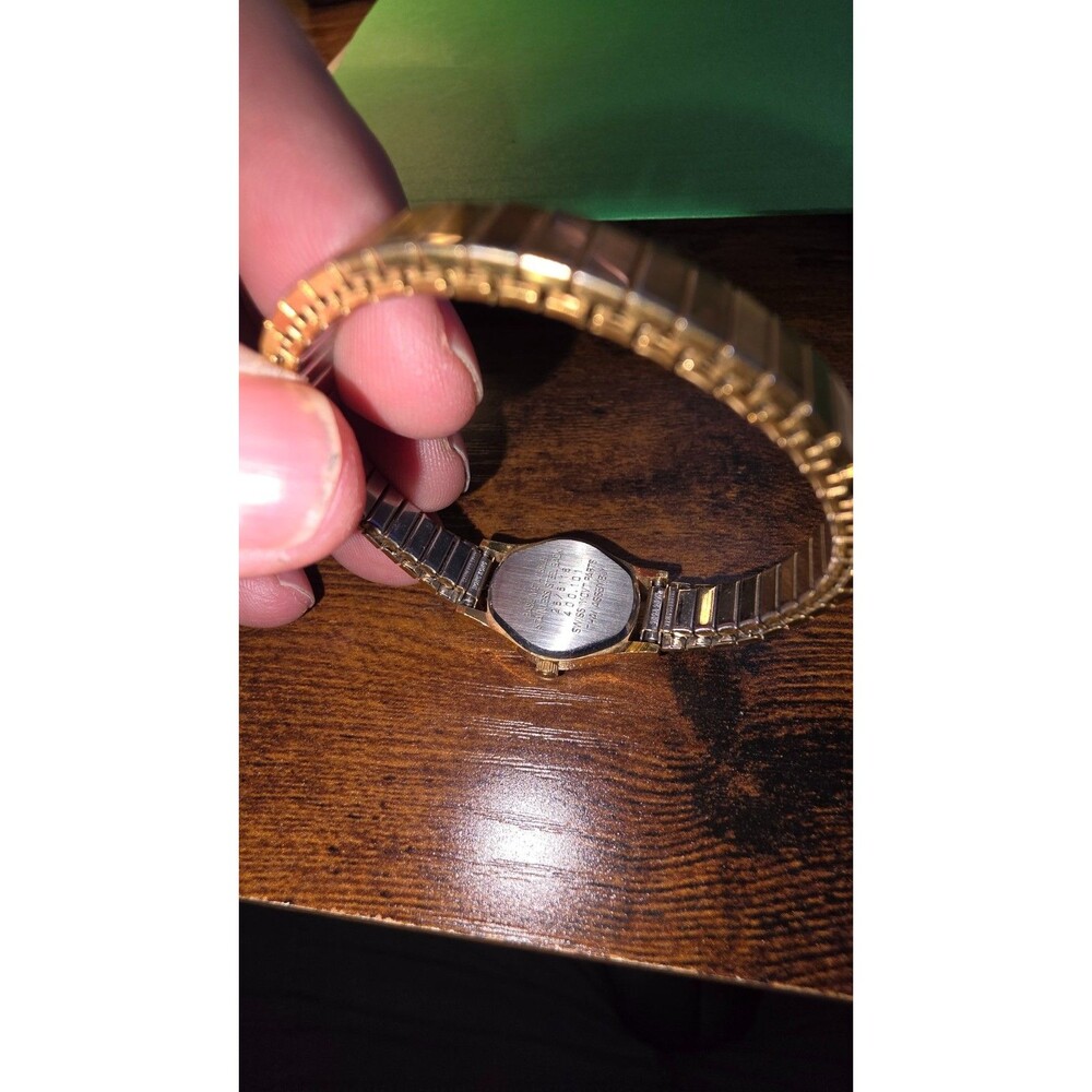 Armitron Womens Gold Tone Quartz - Picture 4 of 4